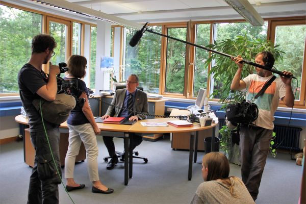 ZDF-Fernsehteam im Rathaus Obersulm